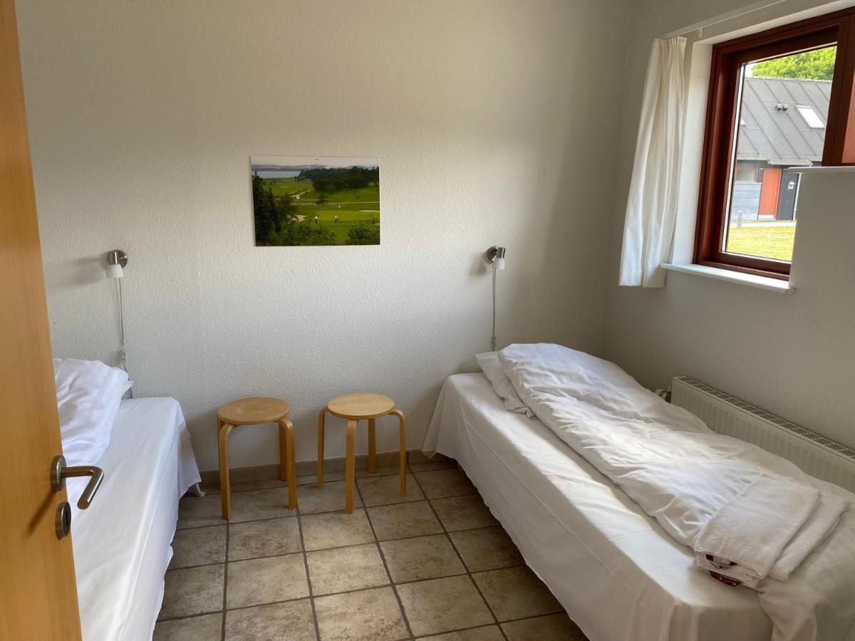 Apartamento Hjarbaek Fjord Golfcenter Skals Exterior foto